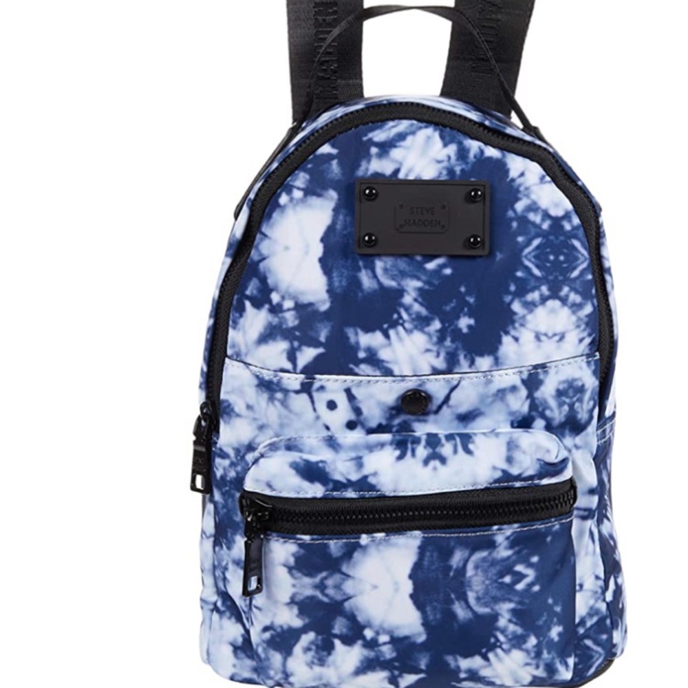 Steve Madden
Btrent Mini Nylon Backpack